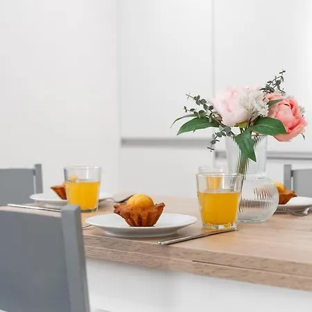 Apartment Sunflower - A 3 Min A Pe Da Nazare